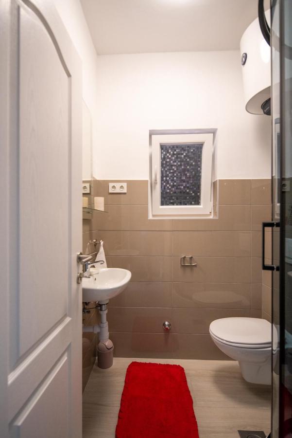 Apartmán Apartman L&A Biograd Na Moru Exteriér fotografie